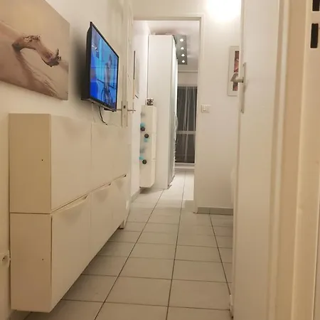 Joli